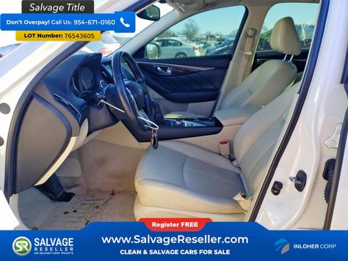 Used 2018 INFINITI Q50 Luxe w/ Essential Package (3.0T Luxe) AWD/4WD image 9