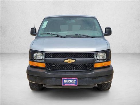 Used 2015 Chevrolet Express 2500 LS RWD image 2