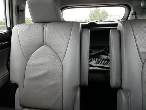Used 2023 Toyota Highlander Limited AWD/4WD image 12