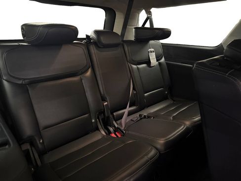 Used 2025 Ford Expedition Max Platinum AWD/4WD image 42