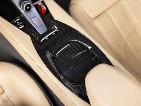 Certified 2019 Ferrari Portofino image 84