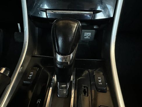 Used 2017 Honda Accord EX-L image 18