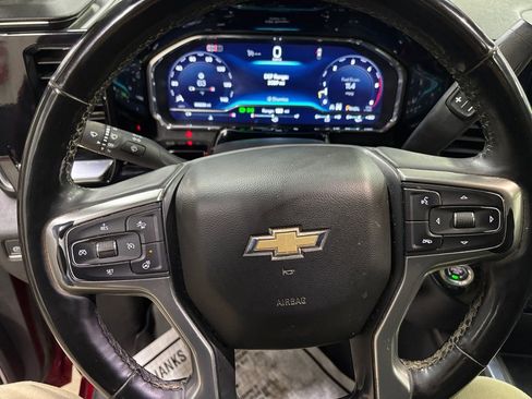 Used 2024 Chevrolet Silverado 3500 LTZ w/ LTZ Convenience Package image 19