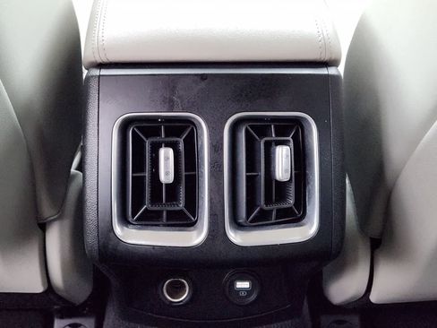 Used 2022 Kia Sorento S FWD image 28