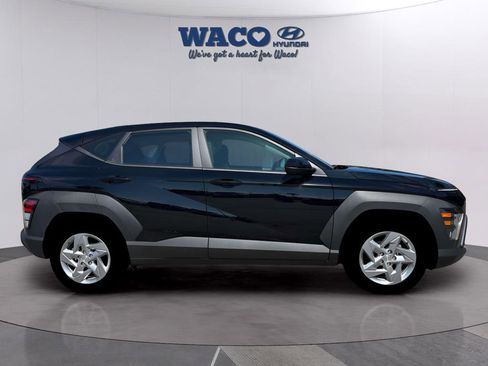 Used 2026 Hyundai Kona SE image 9