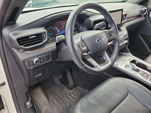 Used 2020 Ford Explorer Limited AWD/4WD image 10