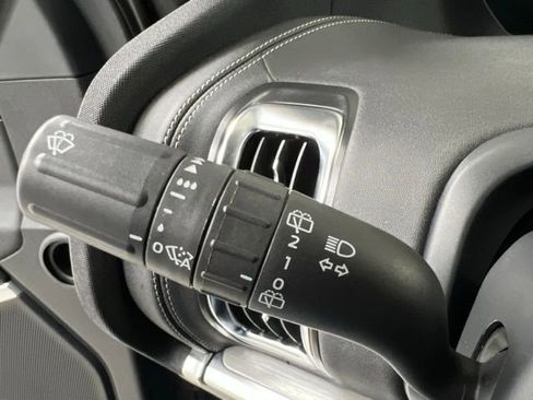 Used 2025 Ford Expedition Max Platinum image 30