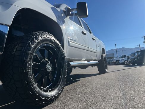 Used 2014 GMC Sierra 2500 SLE w/ SLE Preferred Package image 34