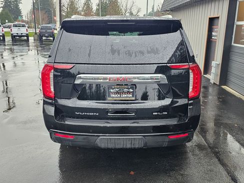 Used 2023 GMC Yukon XL SLE image 5