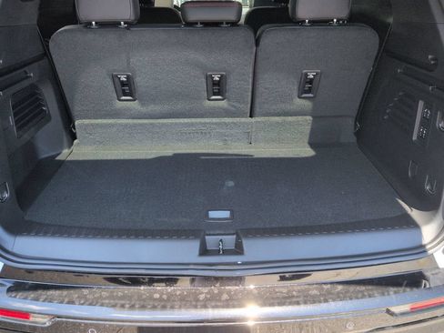 New 2026 Chevrolet Traverse RS AWD/4WD image 24