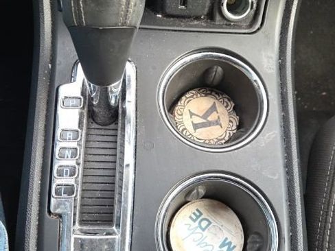 Used 2016 GMC Acadia SLE image 33