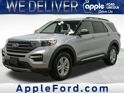 Certified 2023 Ford Explorer XLT w/ Equipment Group 202A AWD/4WD image 9