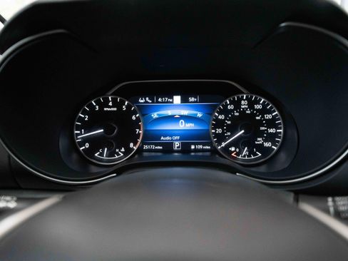 Used 2022 Nissan Maxima SV w/ Floor Mat Group FWD image 16