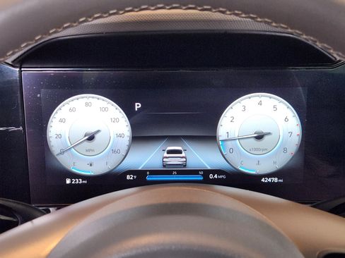 Used 2023 Hyundai Elantra SEL w/ Convenience Package FWD image 15