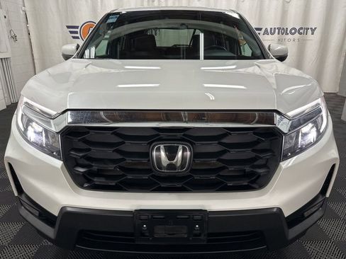 Used 2024 Honda Passport EX-L image 3