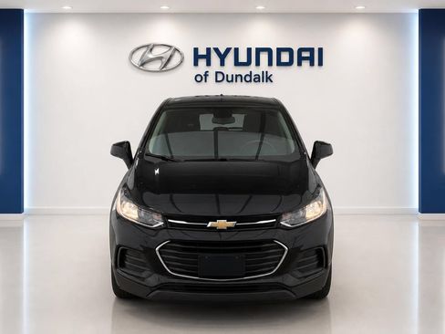Used 2019 Chevrolet Trax LS w/ Tint and Cruise Package AWD/4WD image 3