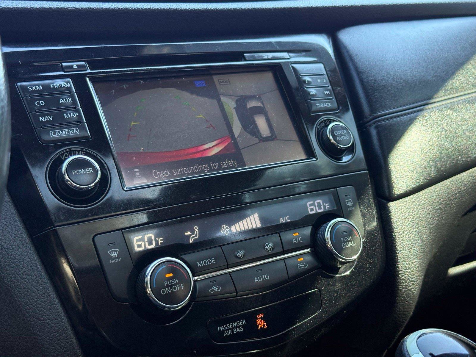 Used 2017 Nissan Rogue SL w/ SL Premium Package FWD image 42