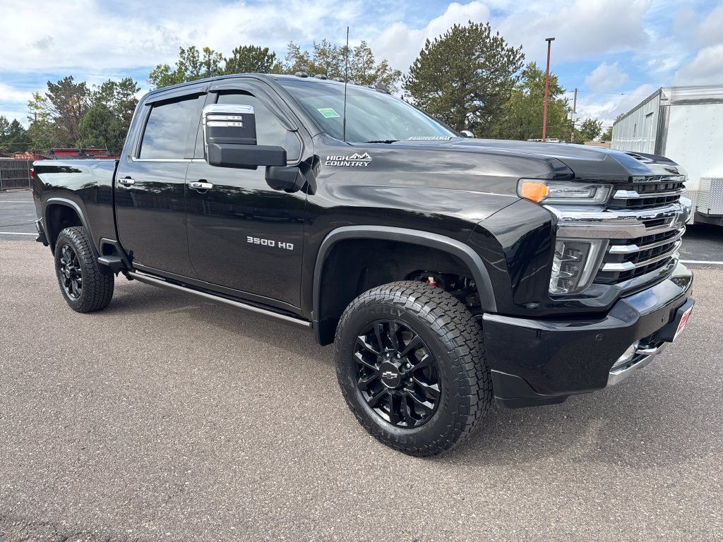Used 2022 Chevrolet Silverado 3500 High Country w/ Z71 Off-Road Package AWD/4WD image 7