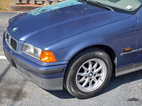 Used 1995 BMW 318ti 318ti 2dr Hatchback image 7