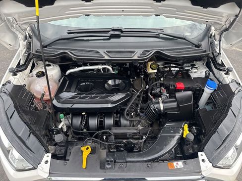 Used 2022 Ford EcoSport Titanium image 17