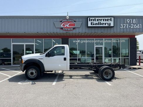 Used 2007 Ford F450 XL image 1