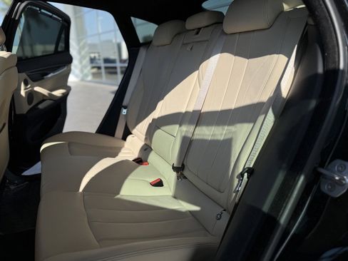 Used 2019 BMW X6 xDrive35i w/ Premium Package image 14