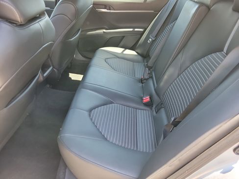Used 2024 Toyota Camry SE FWD image 8