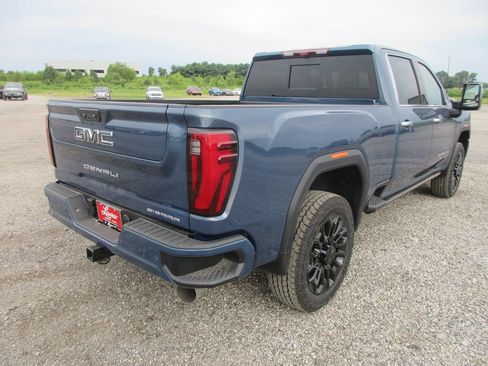New 2026 GMC Sierra 2500 Denali Ultimate AWD/4WD image 5