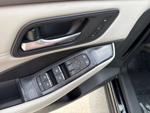 Certified 2023 Nissan Rogue SL FWD image 20