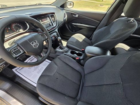 Used 2016 Dodge Dart SXT FWD image 3
