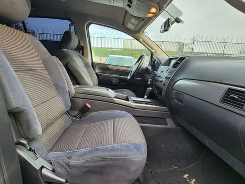 Used 2011 Nissan Armada SV RWD image 23