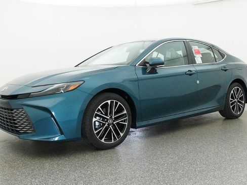 New 2026 Toyota Camry XLE FWD image 18