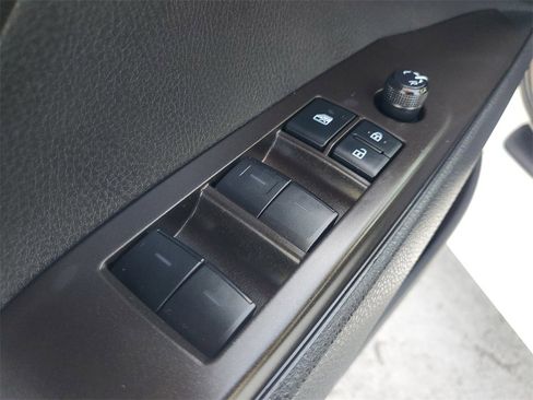 Certified 2021 Toyota Camry SE image 18