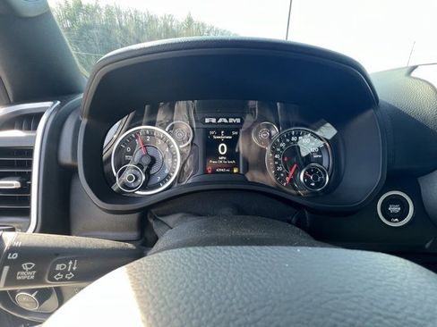 Used 2021 RAM 1500 Big Horn image 16