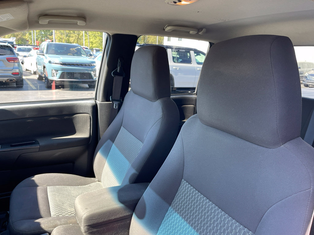 Used 2012 GMC Canyon SLE AWD/4WD image 11