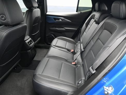 Used 2024 Chevrolet Equinox EV LT image 25