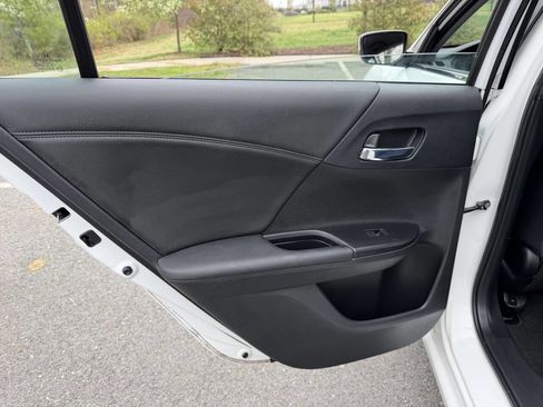 Used 2015 Honda Accord Sport image 31