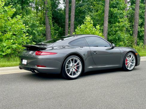 Used 2012 Porsche 911 Carrera S image 6
