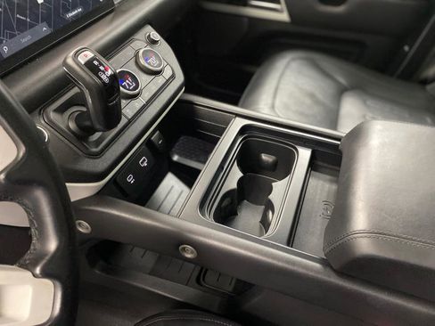 Used 2020 Land Rover Defender 110 HSE image 29