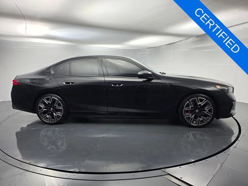 Used 2025 BMW i5 M60 w/ Premium Package AWD/4WD image 3