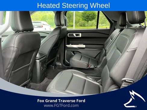Certified 2023 Ford Explorer XLT w/ Equipment Group 202A AWD/4WD image 4