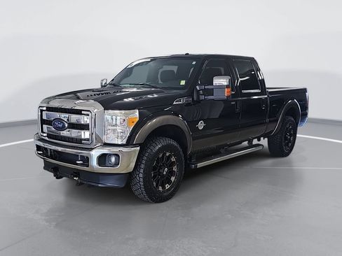 Used 2016 Ford F250 Lariat w/ Lariat Ultimate Package AWD/4WD image 9
