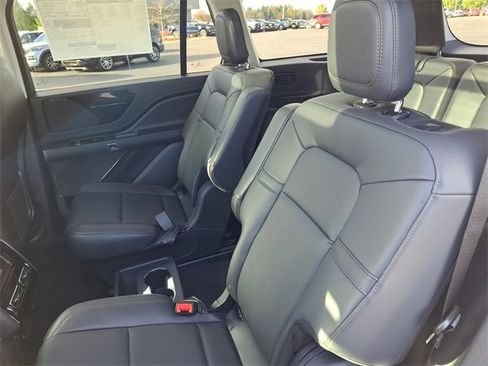 New 2026 Lincoln Aviator Premiere w/ Jet Appearance Package image 22