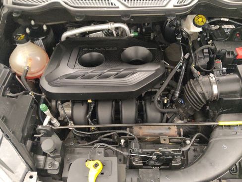 Used 2020 Ford EcoSport SES image 30