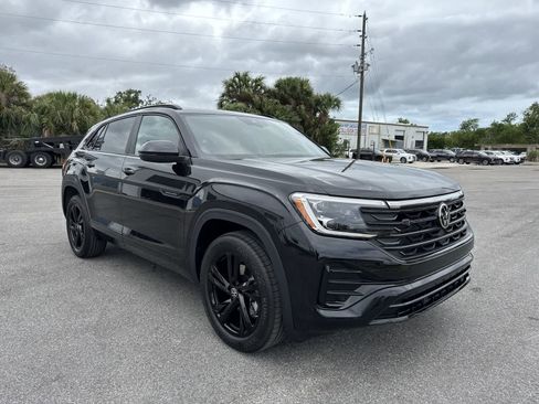 New 2026 Volkswagen Atlas Cross Sport SEL R-Line AWD/4WD image 8