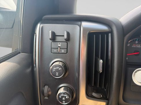 Used 2017 Chevrolet Silverado 1500 LT w/ All Star Edition AWD/4WD image 21