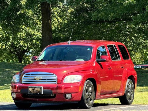 Used 2008 Chevrolet HHR LT w/ Enhanced Safety Package FWD image 1