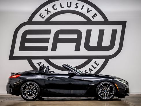 Used 2020 BMW Z4 sDrive30i w/ M Sport Package RWD image 7