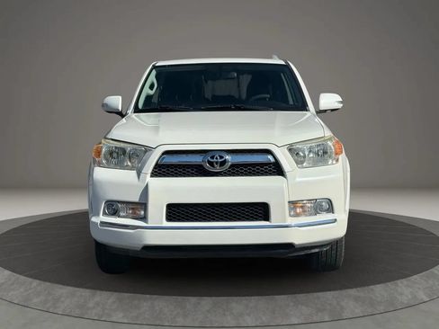 Used 2013 Toyota 4Runner SR5 w/ Convenience Pkg RWD image 2