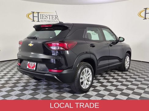 Used 2022 Chevrolet TrailBlazer LS FWD image 4